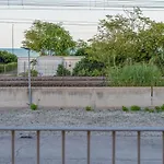 Guesthost - With Terrace & Parking Near The Sea דירה