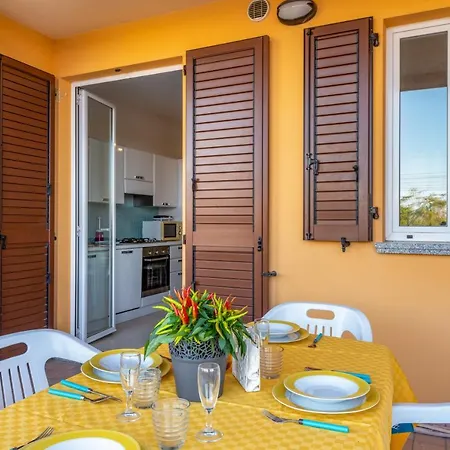 With Terrace & Parking Near The Sea *